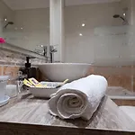 Estudio En La Calle Mas Bonita De アパート サラマンカ