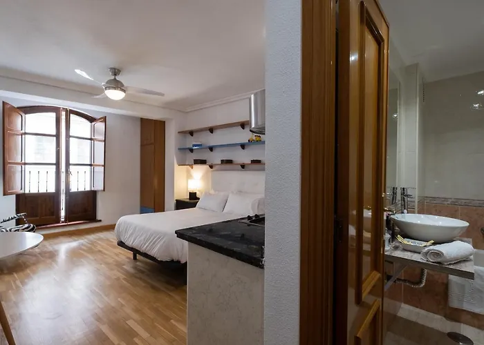 Estudio En La Calle Mas Bonita De Апартаменты